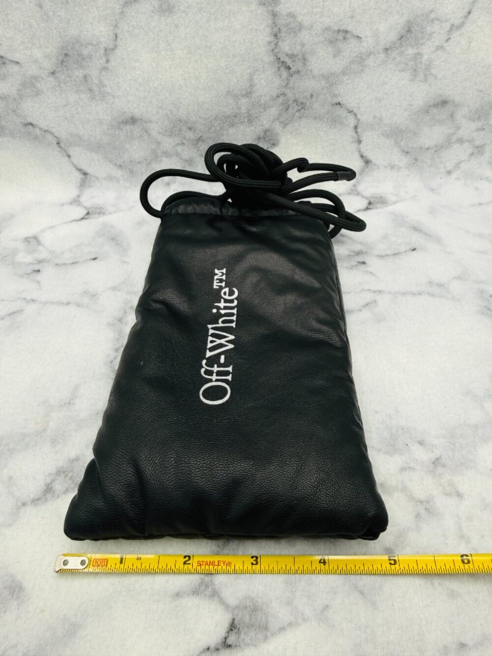 Off-White Sunglasses Case Set,Soft Padded Drawstring Bag Shoulder Strap,Cloth - Picture 4 of 9